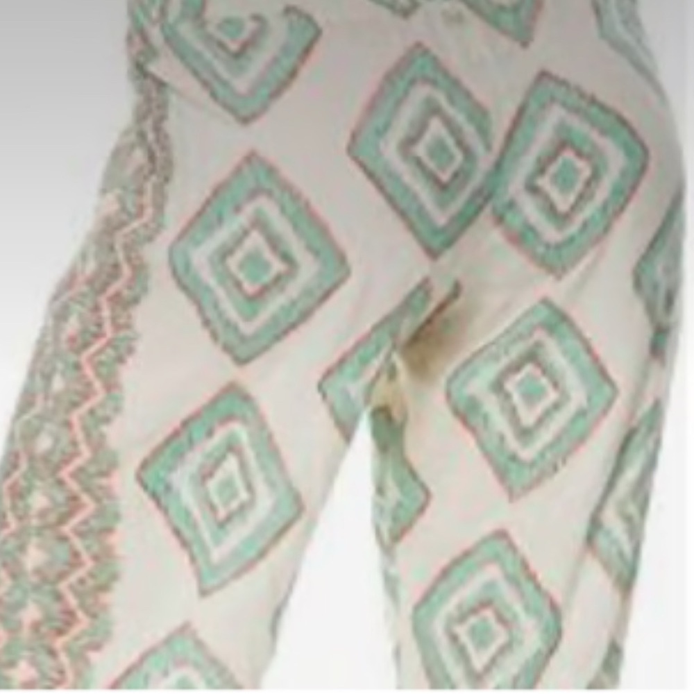 Boho Patterned Wide-Leg Pants - Picture 2 of 5